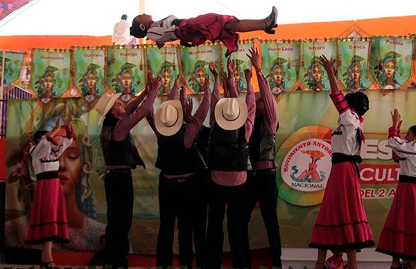 Inician con bailes el 5to día de actividades de la Espartaqueada Cultural