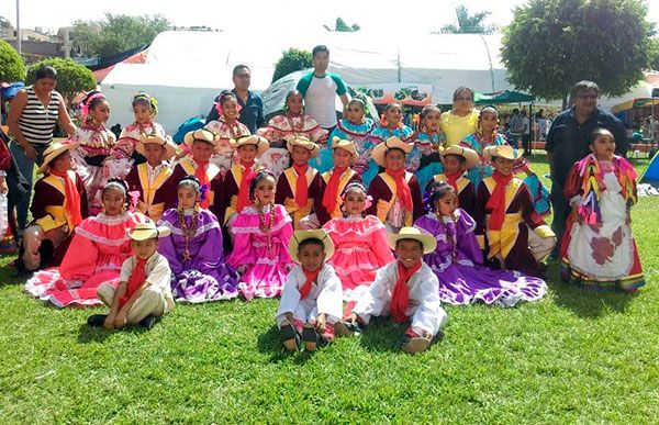 Niños de Zapotitlán obtienen la presea de bronce en baile   