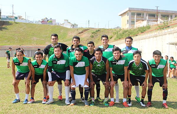 Jóvenes del Instituto Deportivo Salvador Díaz Mirón, se preparan para la Universiada  