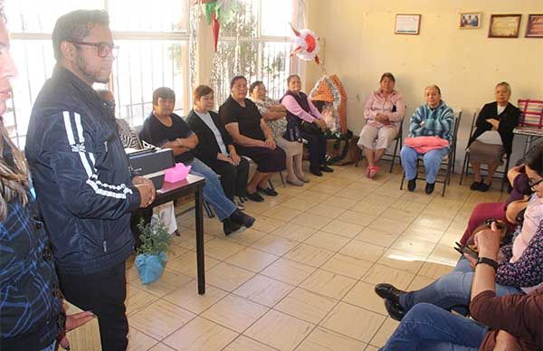 Ayuntamiento charquense fomenta la inclusión de las personas de la tercera edad