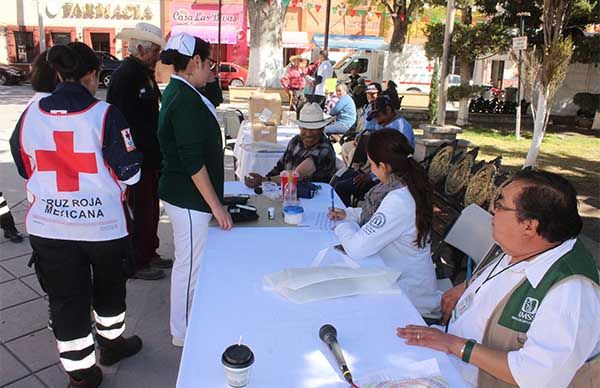 Feria de la Salud ofrece el Ayuntamiento de Charcas 