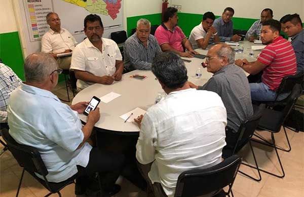 Continúan organizaciones campesinas gestionando insumos agrícolas 