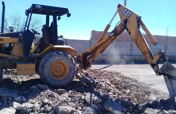 Se inicia la rehabilitación de canchas deportivas en la colonia El Llanito