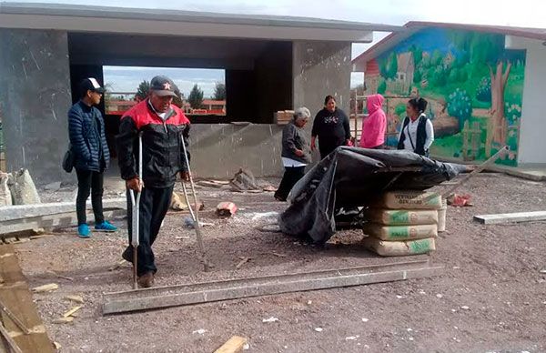 Construyen cinco obras en Tacoaleche, logro de la lucha organizada