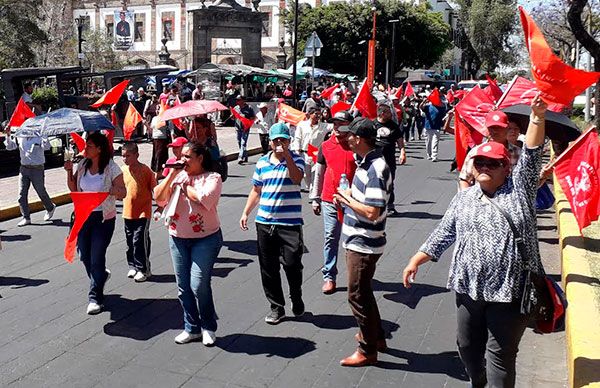 Zapopanos organizados exigen soluciones por las calles de la Ex Villa Maicera