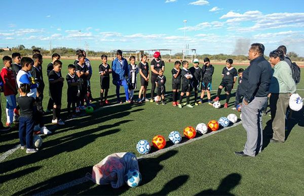 Reitera César Ortiz su compromiso por fortalecer la actividad deportiva en Trancoso 