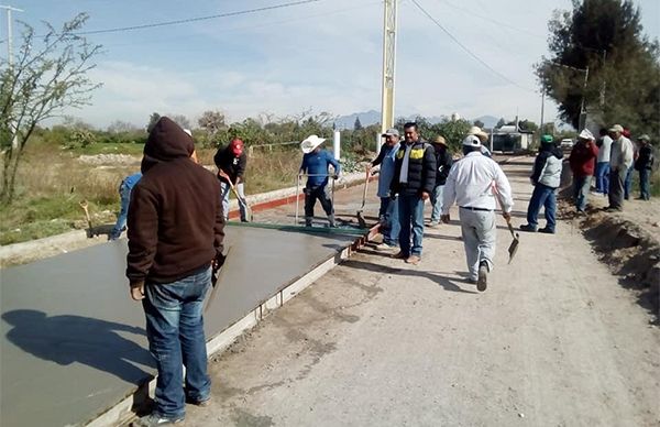 Vecinos antorchistas se benefician con millonaria obra de pavimentación 