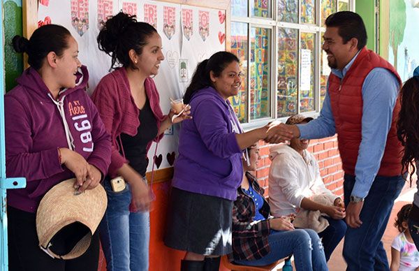 Continúa la entrega de apoyos en el municipio de Villa de Ramos