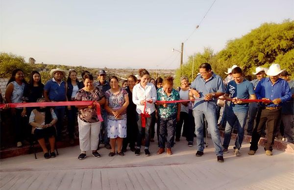 Inauguran calle Rayón en la comunidad Aguaje de los Castillos