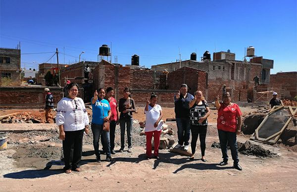 Agradecen madres de familia de colonia La Antorcha por instalación de Jardín de Niños