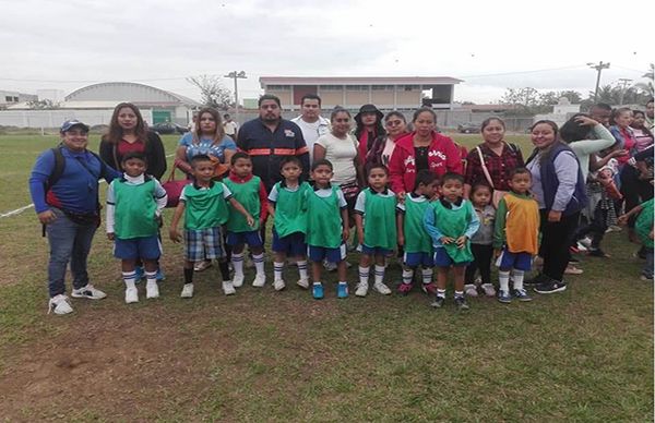  Realiza Antorcha  torneo de fútbol infantil