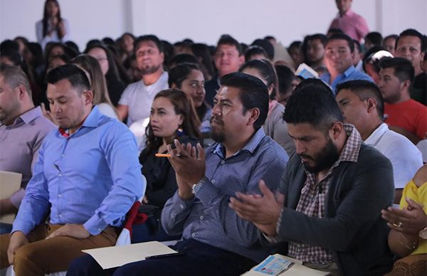 En Villa de Ramos continúa el apoyo a la educación