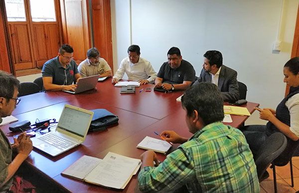 Piden organizados de Salvador Escalante solución a sus demandas