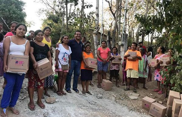 Logra Antorcha apoyos alimentarios para familias humildes de Ometepec