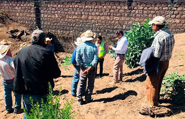 Antorchistas en Santa María del Río, gestionan desazolve de presa ante la SEDARH    