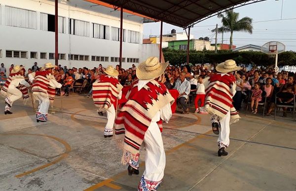 Antorcha, impulsa la Cultura en Coita