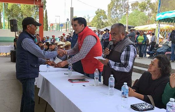 Agricultores de Villa de Arriaga reciben seguro catastrófico