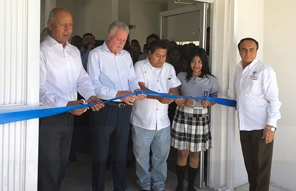 Inauguran salón de usos múltiples de Villas Zaragoza