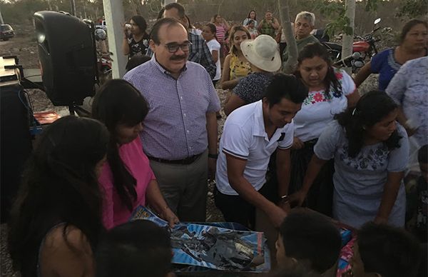 Festejan a infantes de Kanasín, Día del Niño