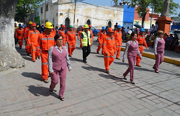 Lúcida marcha del Primero de Mayo en Charcas