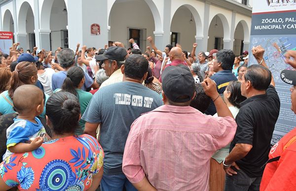 Antorchistas veracruzanos exigen solución a sus demandas 