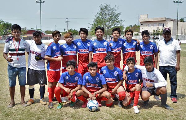 Celebra Escuela antorchista de Fútbol su primer aniversario con torneo relámpago