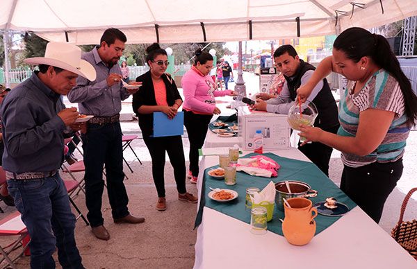 Concurso gastronómico de elaboración de platillos de rata  en Villa de Ramos