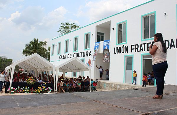 Inicia el progreso en la colonia Fraternidad Antorchista; se benefician con Casa de Cultura