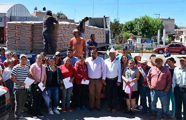 Cumple Gobierno de Trancoso; beneficia a familias con mejoramiento de vivienda