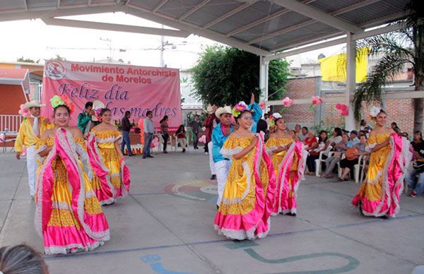 Concluyeron este fin de semana celebraciones a madres antorchistas