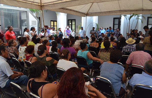 Antorchistas del Puerto de Veracruz exigen agua para su colonia