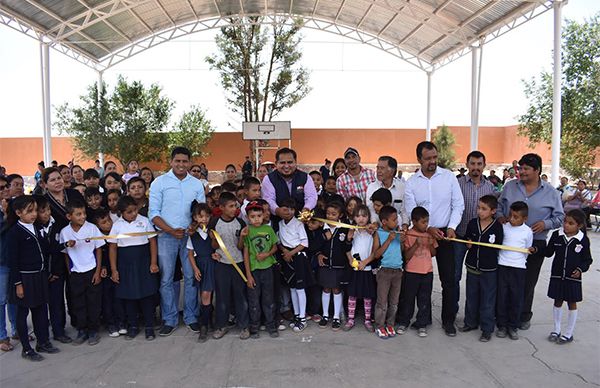 Inaugura alcalde domo en primaria de la Blanquita