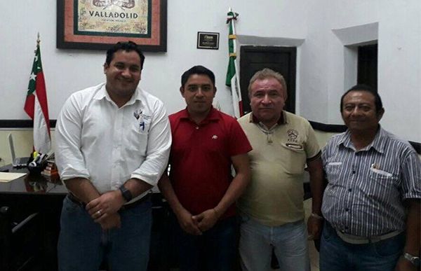 Antorchistas vallisoletanos se reúnen con alcalde