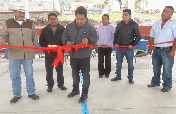 Guadalupe Hidalgo festeja inauguración de techado