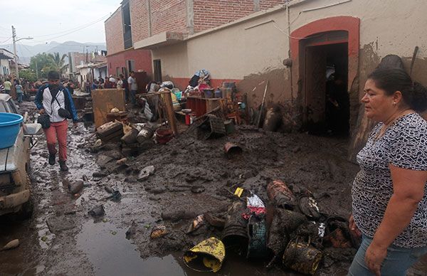 Antorchistas se solidarizan con afectados de San Gabriel por desbordamiento de río