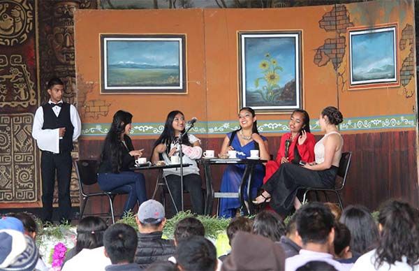 Festejan a docentes con cultura