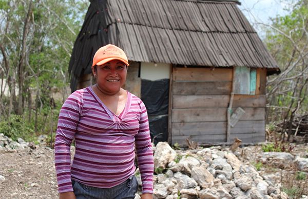 Vecinos de la Colonia Fraternidad Antorchista solicitan servicios básicos