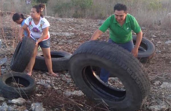 Impulsan antorchistas parque en Kanasín