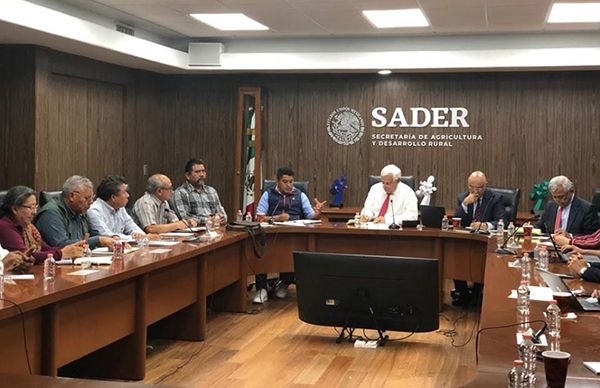 Logran organizaciones campesinas establecer agenda de trabajo con la Sader 