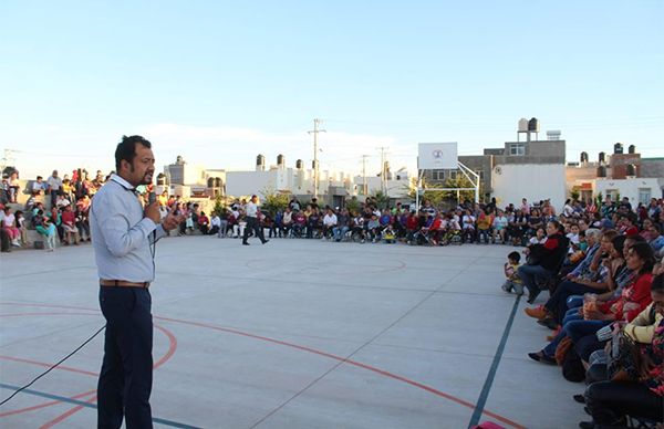 Inauguran antorchistas cancha multiusos en Quinta Santa Ana