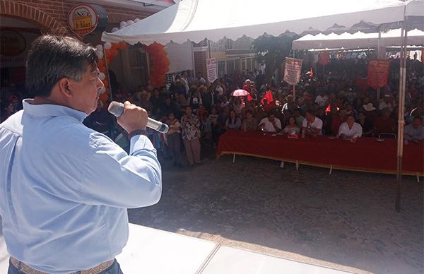 Líder del antorchismo jalisciense presente en  inauguración de Tienda Â¨Súper Máss Santa LucíaÂ¨