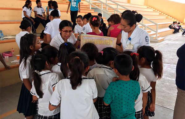 Campaña de salud llega a la colonia Unidad Antorchista