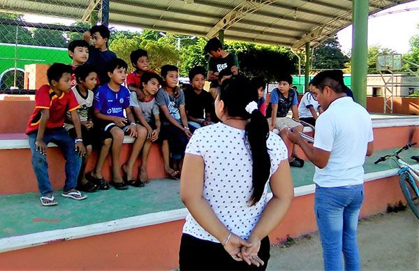 Inicia Escuela Antorchista de Fútbol en Santa Rita Becanchén