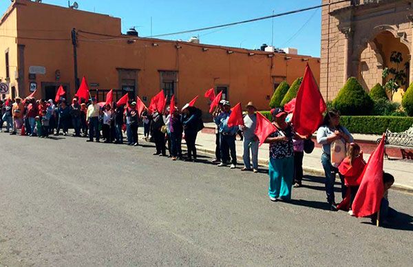 Denuncian incapacidad del gobierno de Hidalgo para atender demandas del pueblo pobre