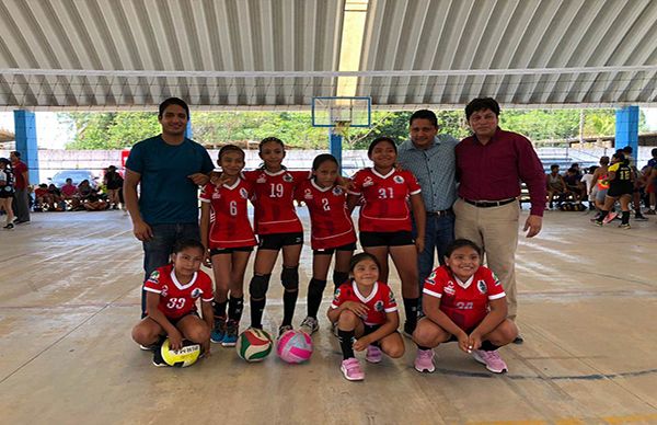 Segundo torneo de voleibol antorchista en el sur de Veracruz