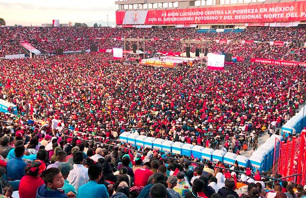 Comisión de capitalinos acuden a festejar el 45 Aniversario de Antorcha en San Luis Potosí 