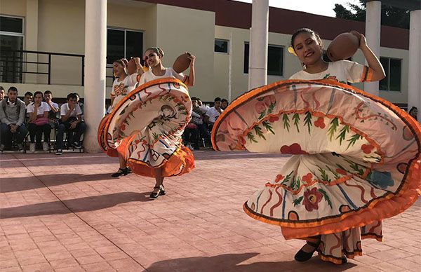 Con evento cívico-cultural, telebachillerato Amado Nervo inicia el nuevo ciclo escolar 2019-2020