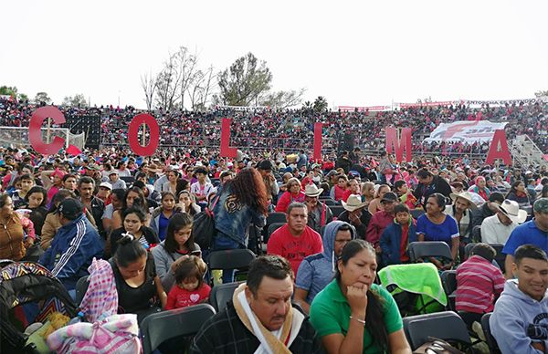 5 mil colimenses asistieron al 45 Aniversario del Movimiento Antorchista