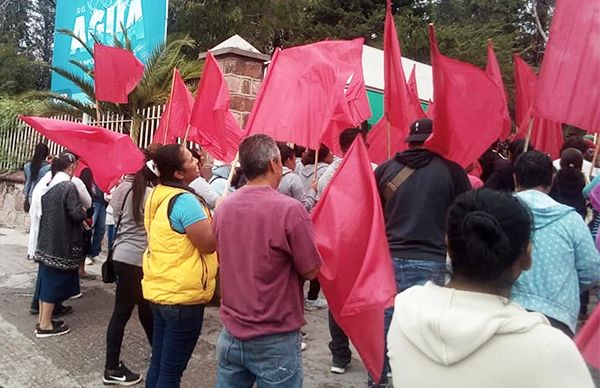 Con manifestación habitantes exigen agua al Interapas