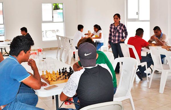 Antorcha promueve educación, cultura y deporte en el pueblo 